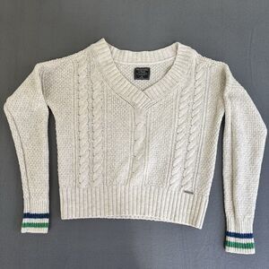 Abercrombie & Fitch Cableknit Sweater Size M V Neck Pullover Academia Preppy